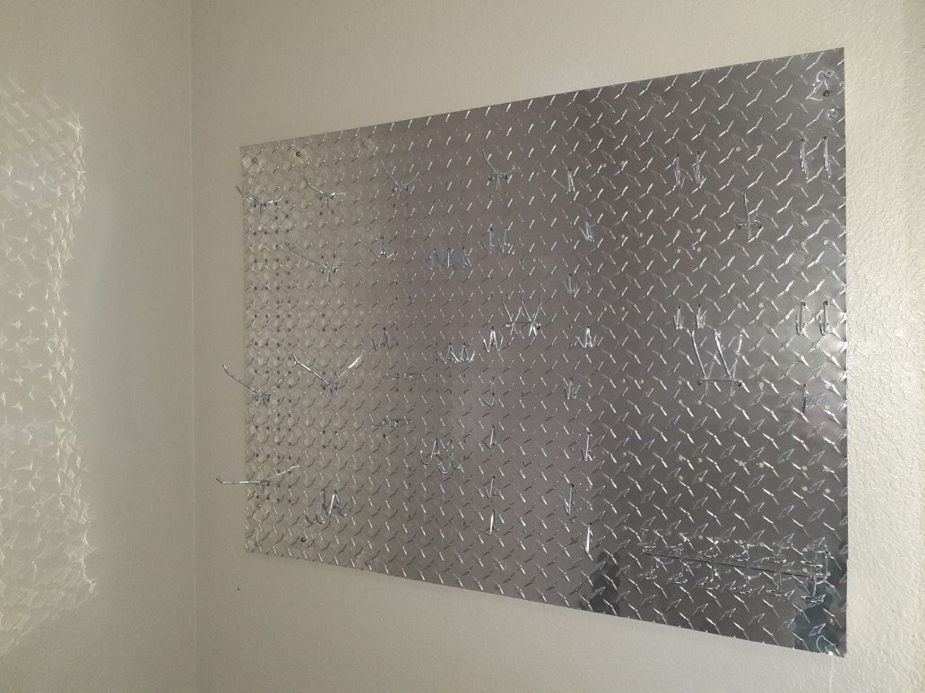 Diamond Plate peg board