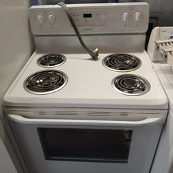 Frigidaire Electric Stove 