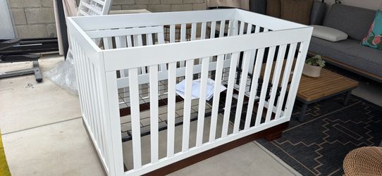 Convertible Crib White and Walnut with Toddler Bed Convertion