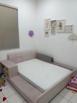 Full bed