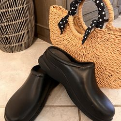 Selling! KLOGS shoes size 8.5 womens( only once used )   with FREE 1 pair black shoes