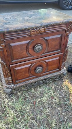 Dresser