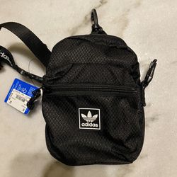 BRAND NEW Adidas Fanny Pack 