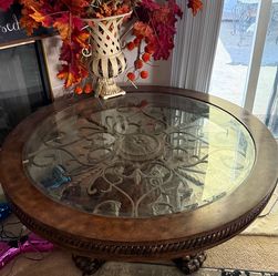 Living room Table and 2 End Tables