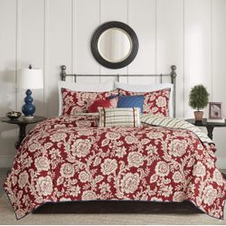 Madison Park Lucy 100% Cotton Quilt Set Floral Print, Double Sided Stitching, All Season, Lightweigh…See more
