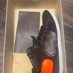 Louis Vuitton Men Sneakers 