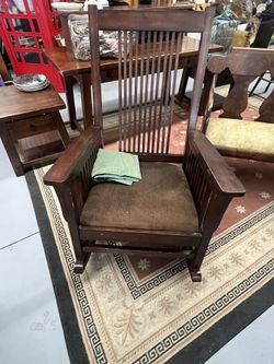 Big Rocking Chair 