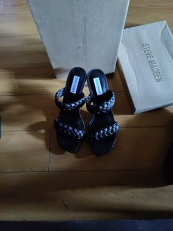 $10**Steve Madden BLACK stiletto Sandals