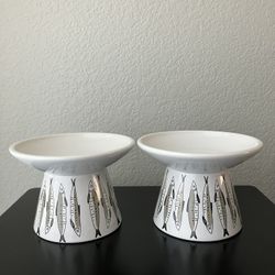 Cat Dishes • Wide Plate / Saucer Pedestal Design For Whisker Fatigue, Like New
