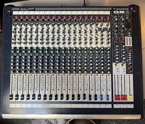 Soundcraft  Gb Two Mixing Desk