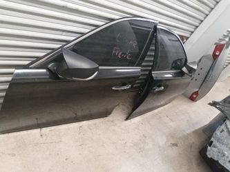 Door infinity Q50 front and rear side $299  all 4 doors  package please read complete ad