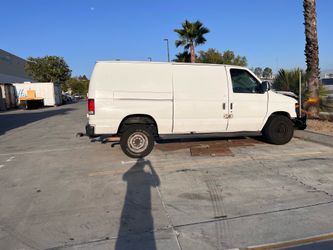 Ford E-350