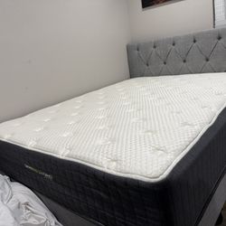 Queen mattress! New mattress! Ghost bed! Ghost bed mattress! Queen