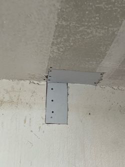Drywall installation patching mudding