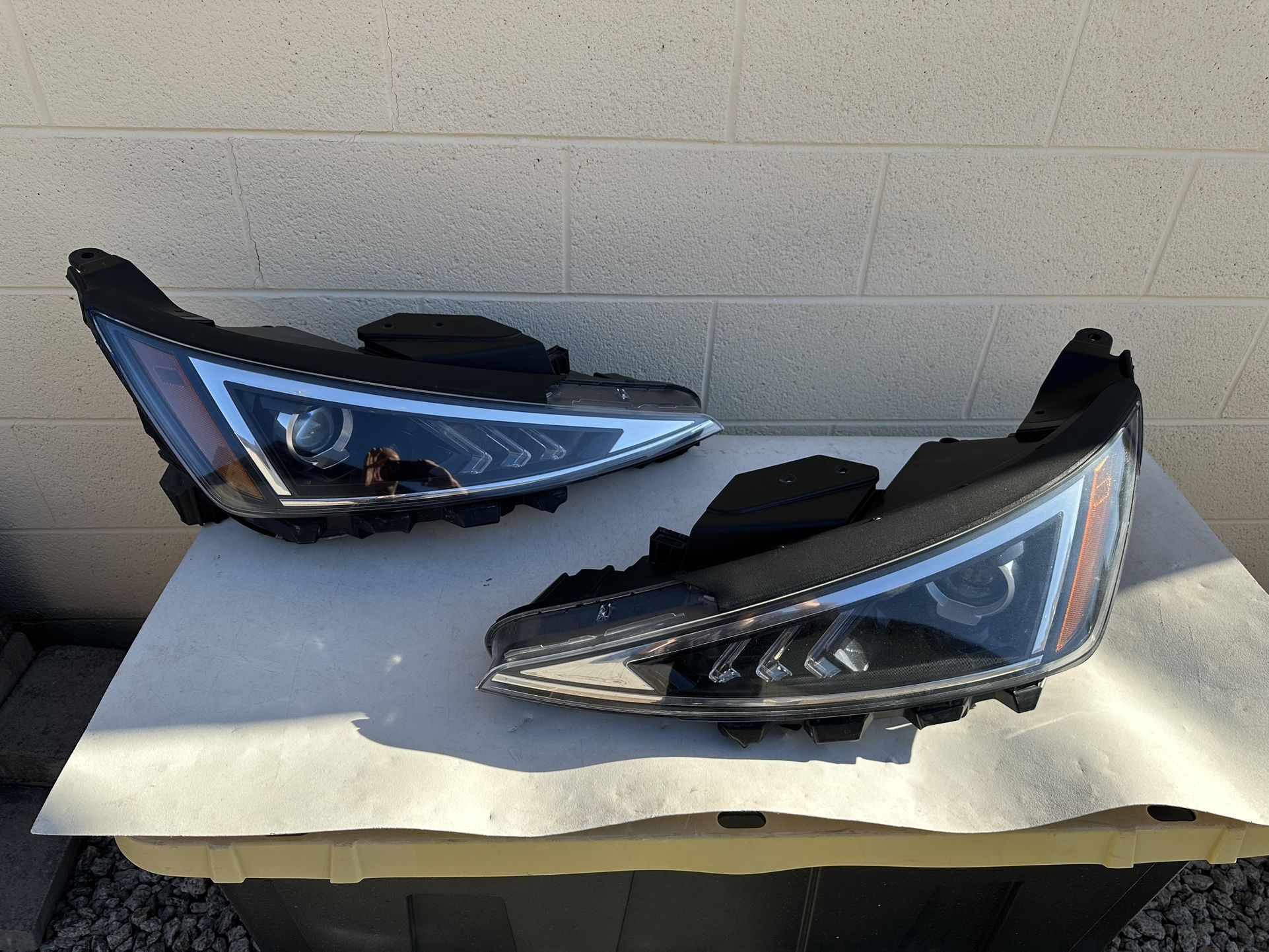 Hyundai Elantra Headlight 2019, 2020, OEM ORIGINAL HYUNDAI ELANTRA HEADLAMP, $145 each Headlight