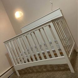 Delta Convertible Crib