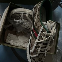 Gucci Sneakers