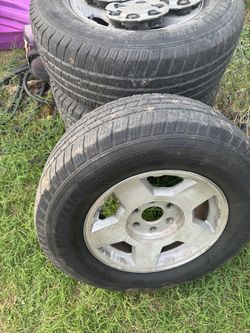Oem rims and tires 6lug Chevy
