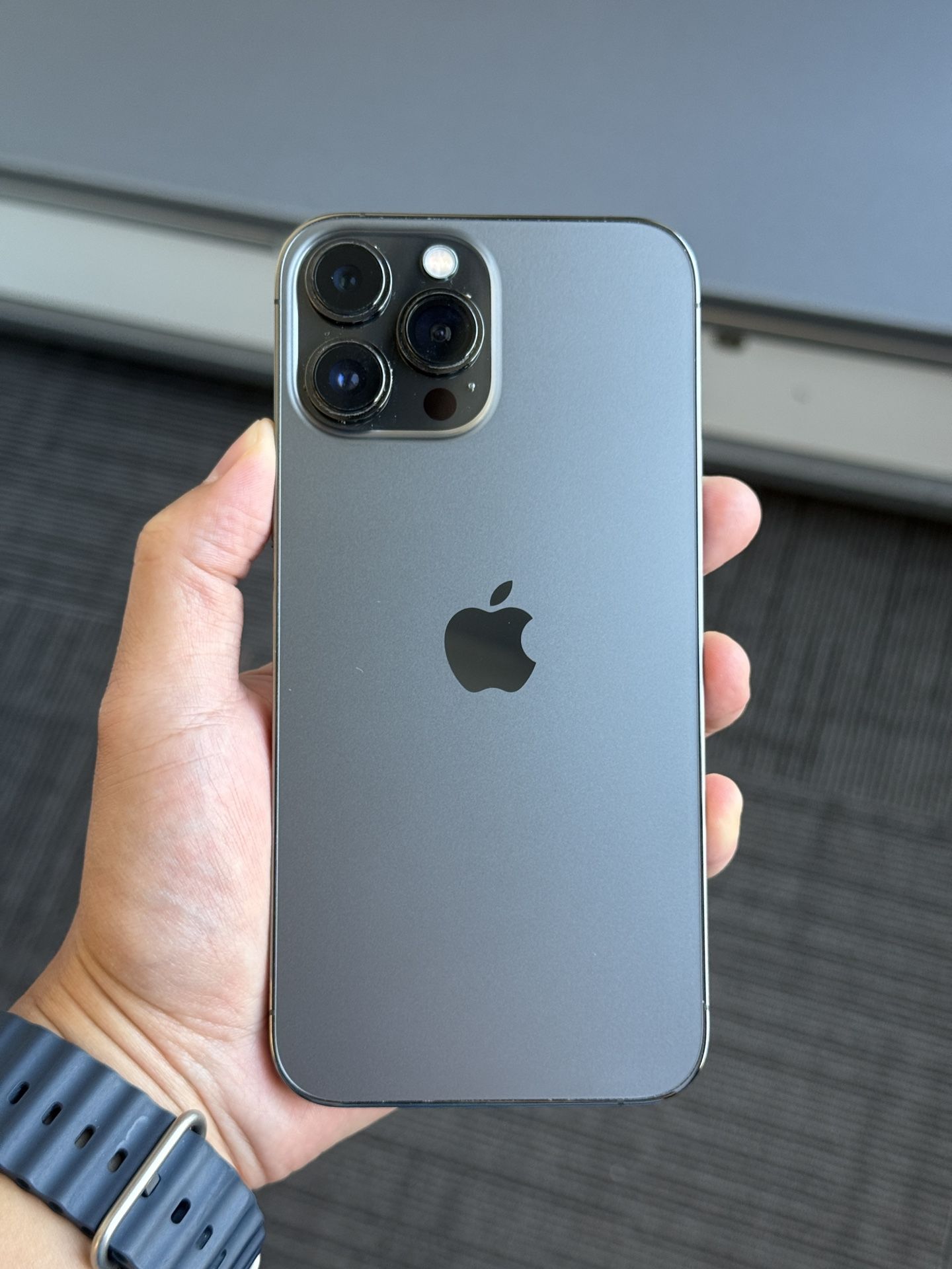 iPhone 13 Pro Max 256GB Unlocked