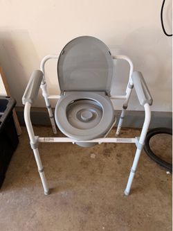 Toilet disability seat