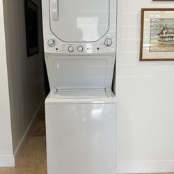 GE Stackable Washer/Dryer