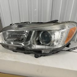 2017 Subaru WRX premium Headlight Pair