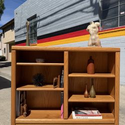 Vintage Mid-Century Style Solid Oak Bookshelf – Rounded Edges