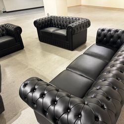 NEW💎Black Tufted Sofa / Love and Chair