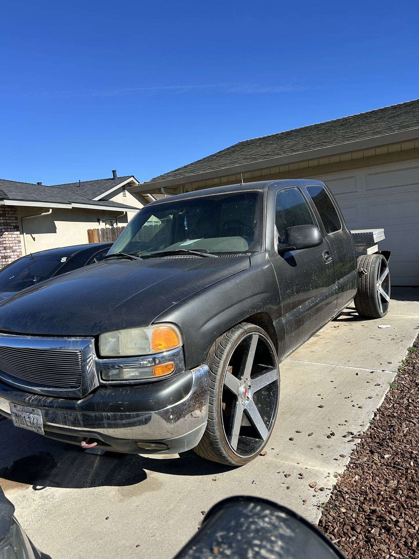 2001 GMC Sierra PARTS