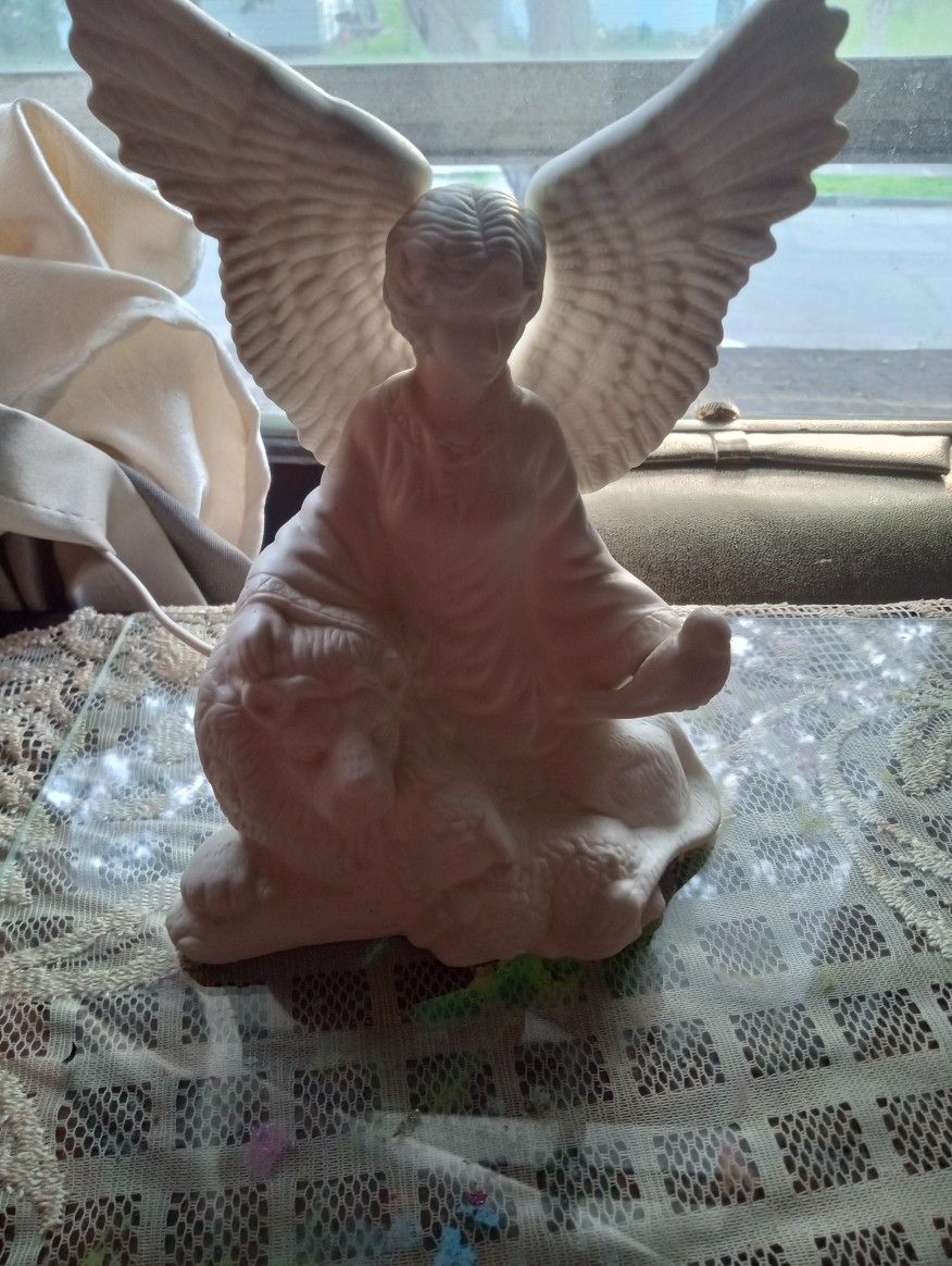 Angel Night Light With Lion Lamb And Bird