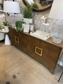 Credenza