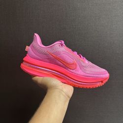 Nike Pegasus Premium ( women’s )