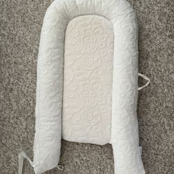 Baby Lounger 