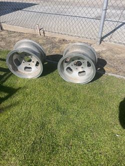 15x8 Chevy Pick Up Wheels 