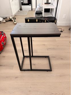 L Bed Side Table