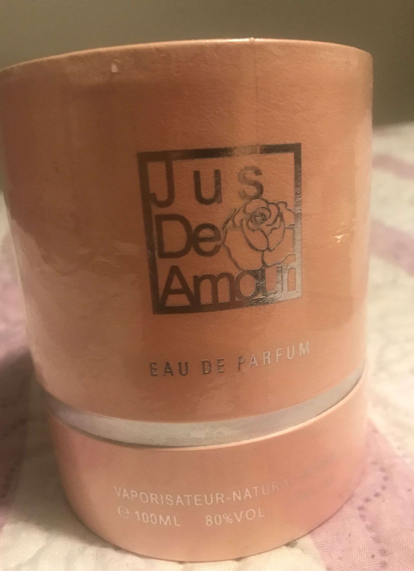 Perfume/ jus de Amour!