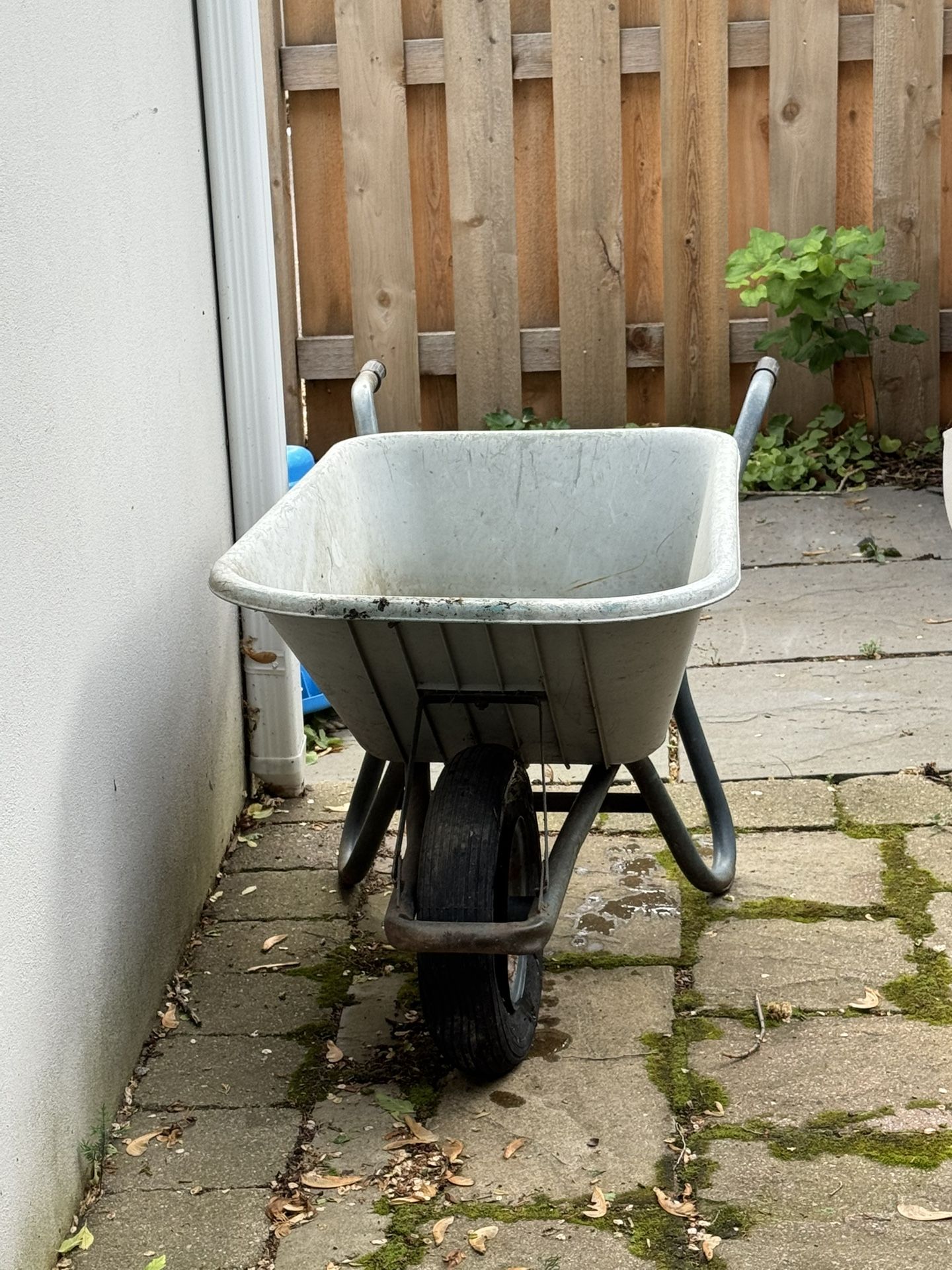 Wheelbarrow