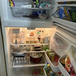 Refrigerator Free- Gratis. Kemmore