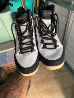 Jordan retro 9s size 8 in men