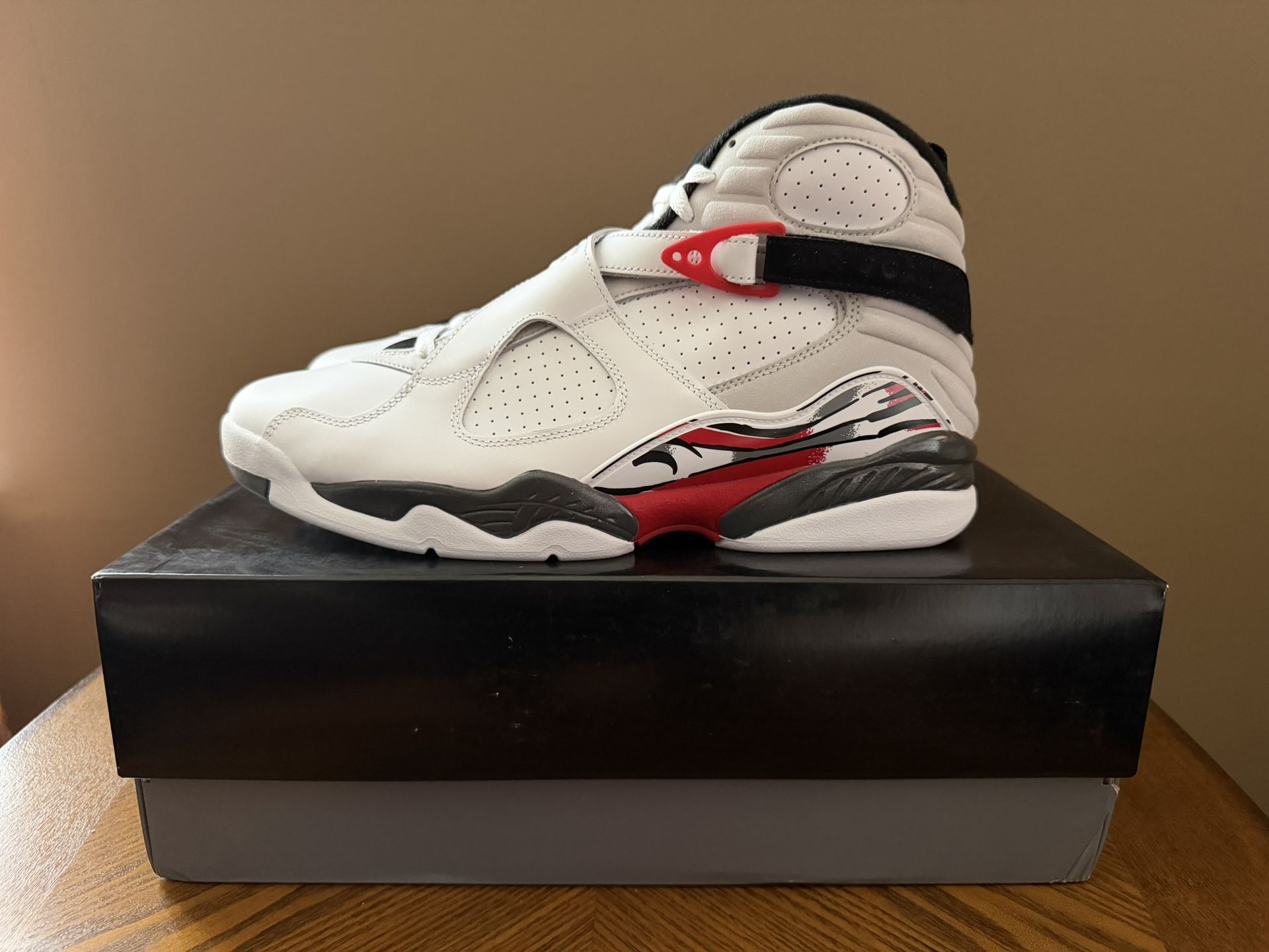 Air Jordan 8 Bugs Bunny  2025 - SKU 305381 100  White/Black - True Red - Size 12