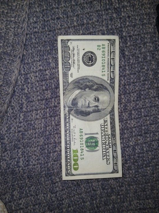 Mint Error On Reverse Off Center
