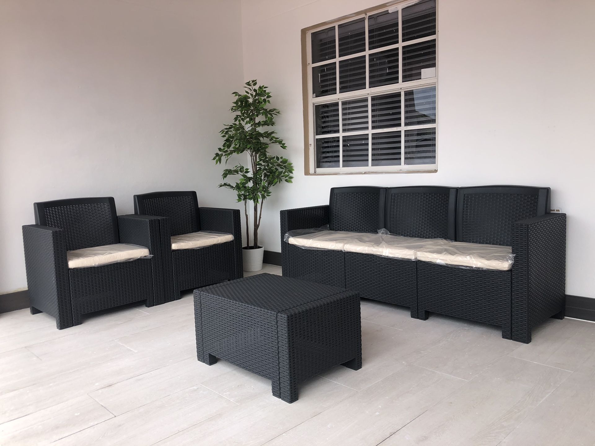 Patio-Outdoor-Italian Modern Furniture NEW