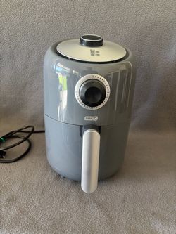 Dash Compact Air Fryer DCAF150GBGY02 Gray - Works Great