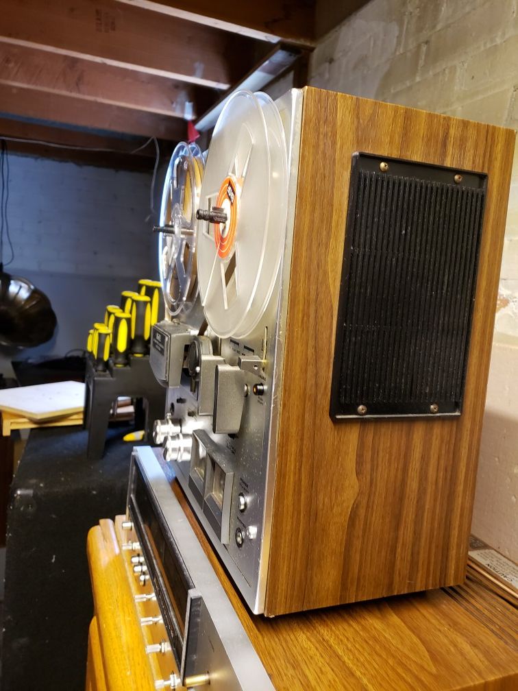Vintage. AKAI 1722II Stereo Reel to Reel Tape Recorder for Sale in