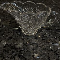 Crystal gravy holder
