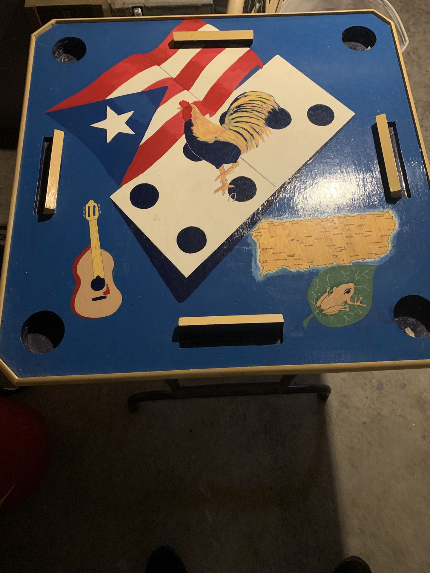 Domino Table
