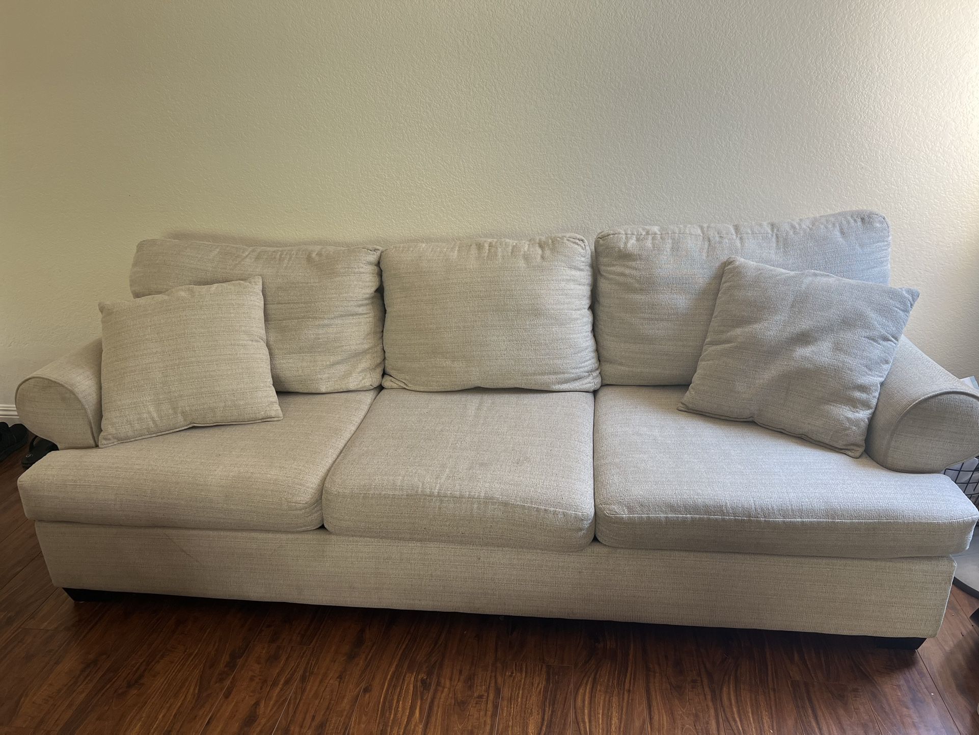 COUCH & LOVESEAT set Beige/offwhite