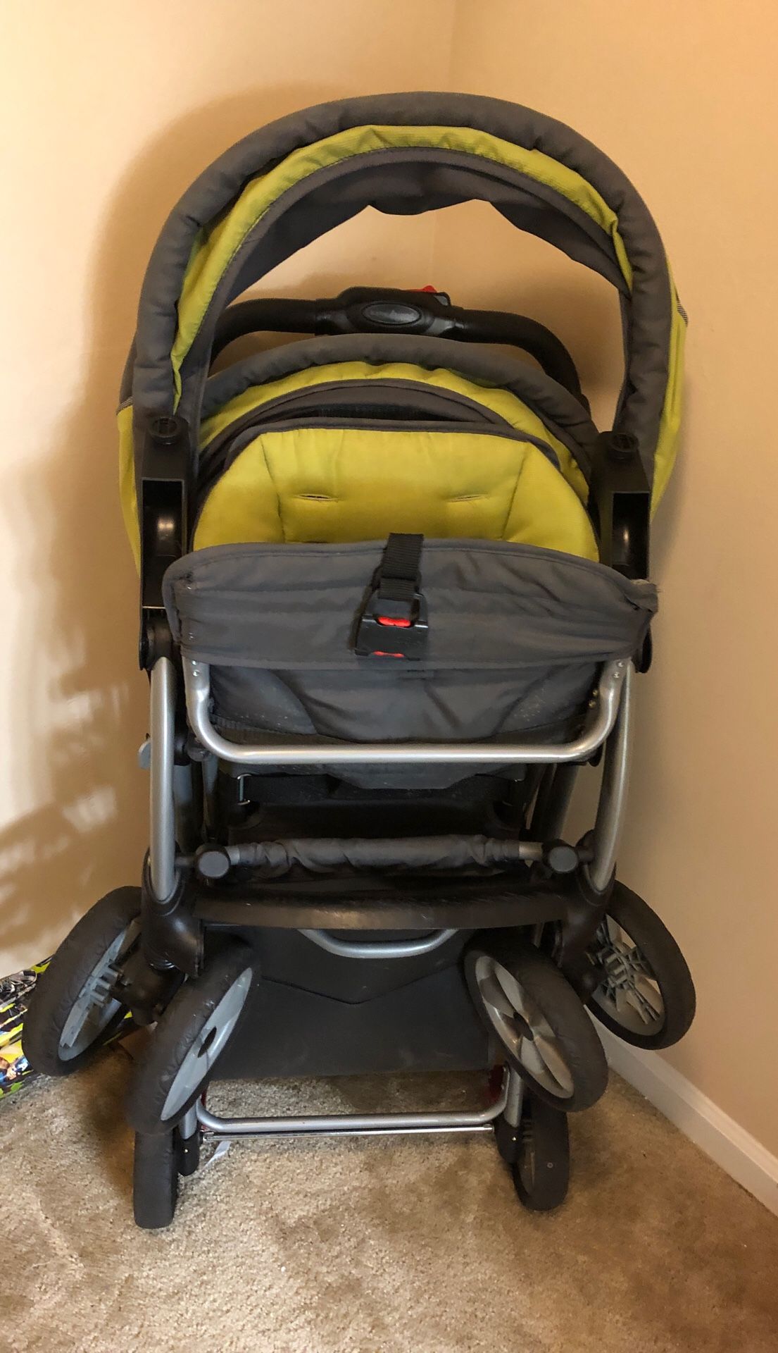 Two seat stroller and car seat baby trends