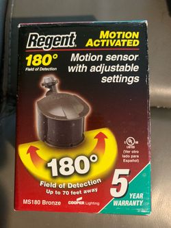 Motion detector for outside light
