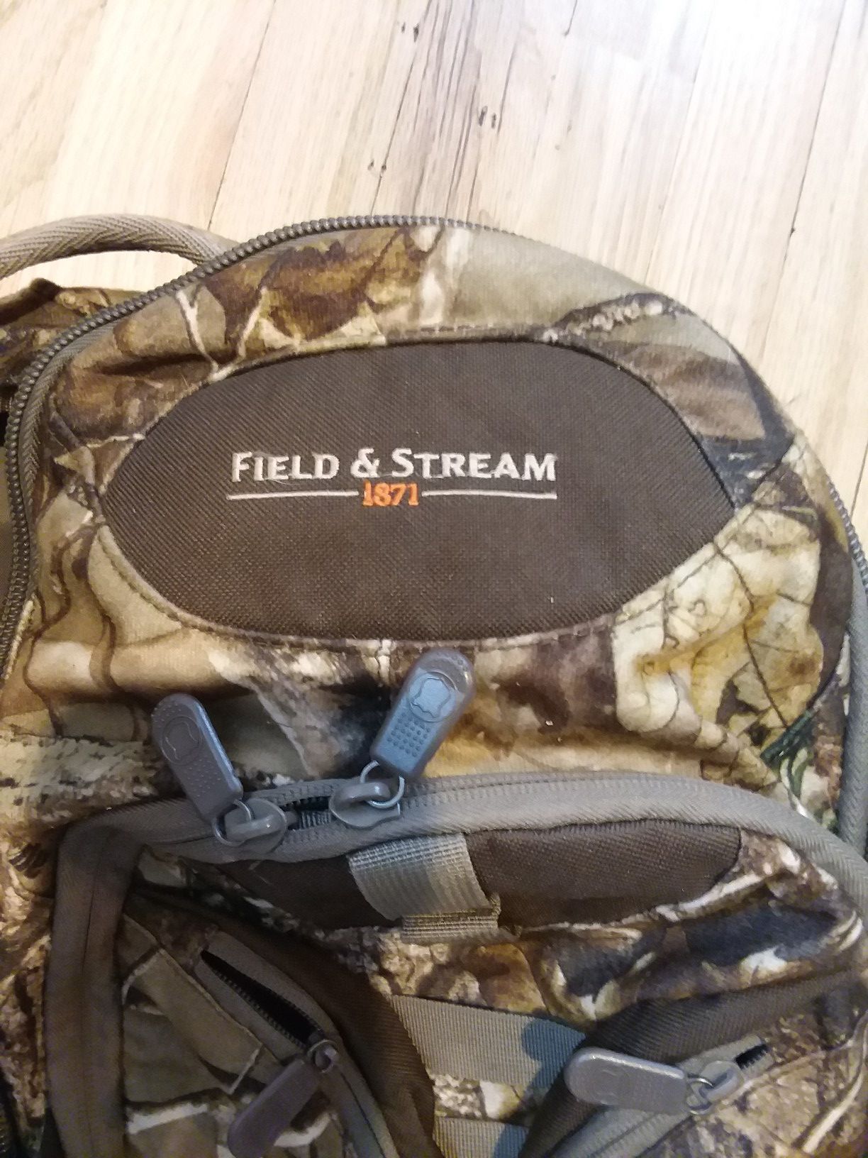 Field and best sale stream 1871 backpack